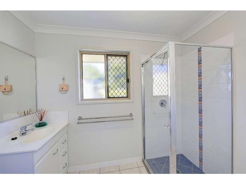 9 Brieschke Street, Elliott Heads QLD 4670