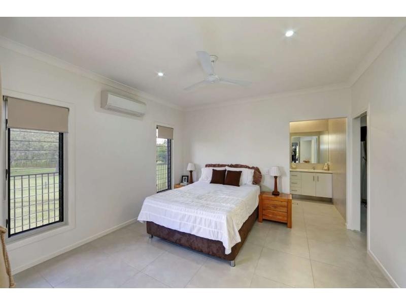 5 Oceanview Place, Elliott Heads QLD 4670