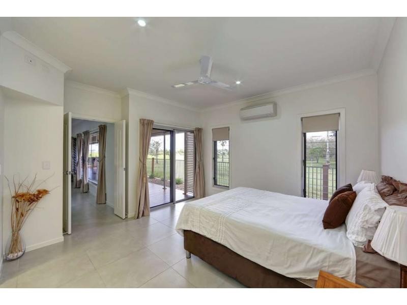 5 Oceanview Place, Elliott Heads QLD 4670