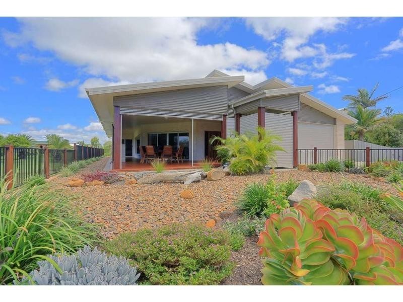5 Oceanview Place, Elliott Heads QLD 4670
