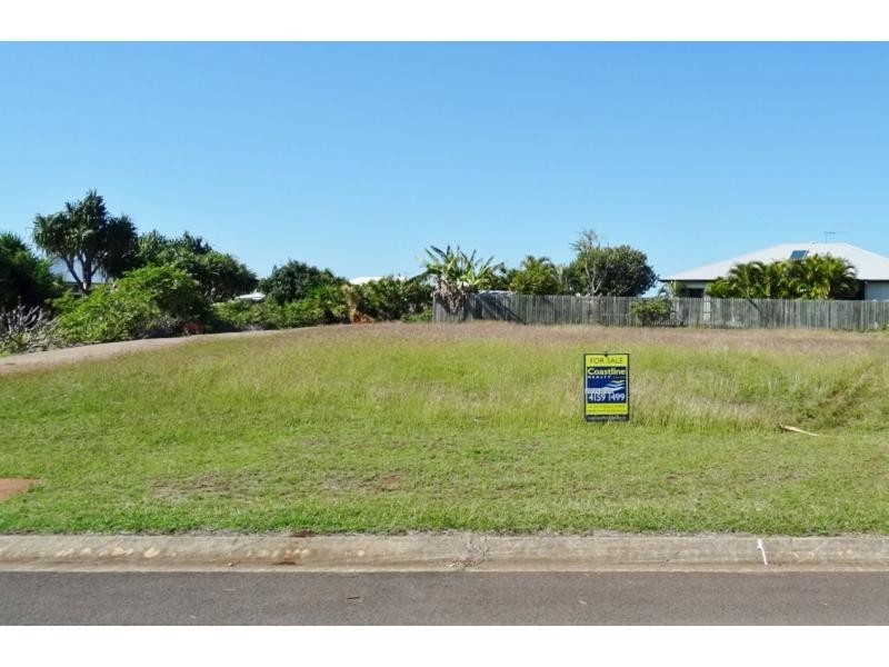 19 Bisdee Street, Coral Cove QLD 4670