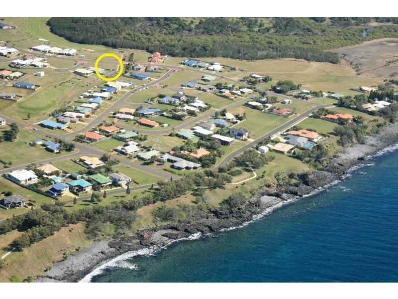 19 Bisdee Street, Coral Cove QLD 4670