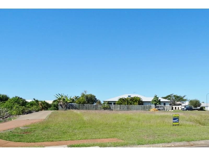 19 Bisdee Street, Coral Cove QLD 4670