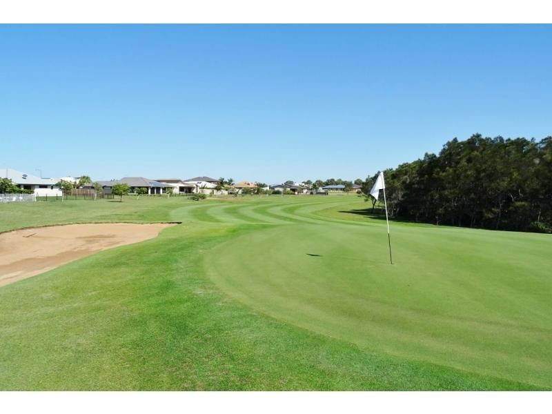 19 Bisdee Street, Coral Cove QLD 4670