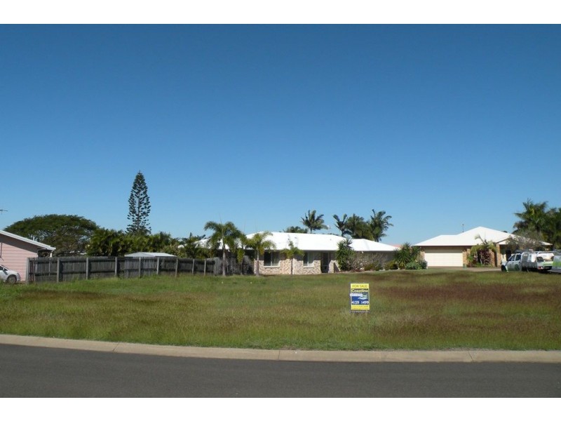 15 Shoreline Crescent, Bargara QLD 4670
