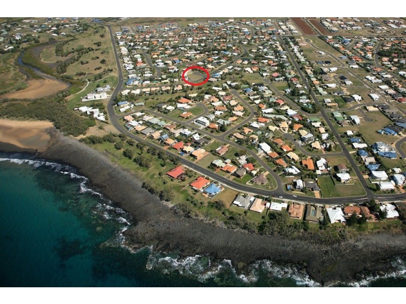 15 Shoreline Crescent, Bargara QLD 4670