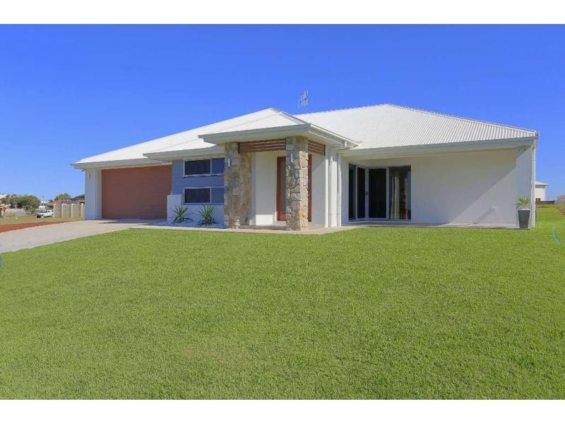 25 Sea Esplanade, Elliott Heads QLD 4670