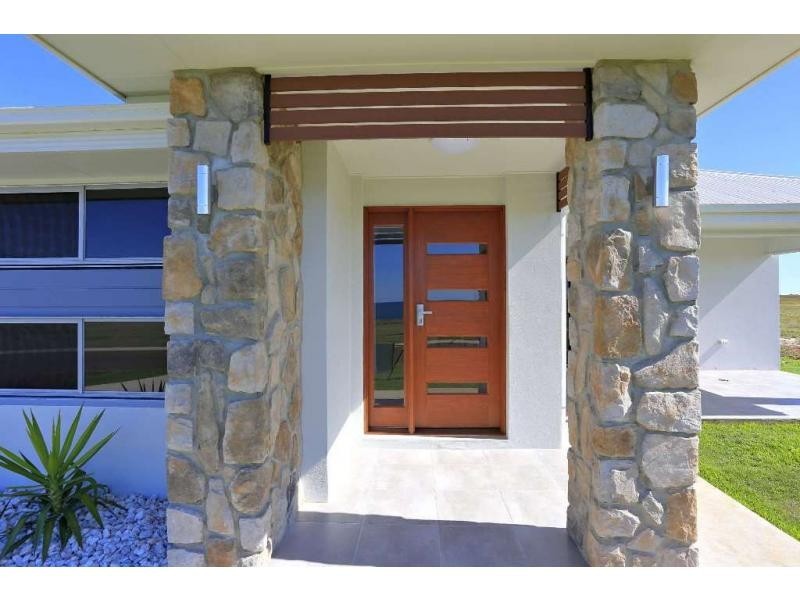 25 Sea Esplanade, Elliott Heads QLD 4670