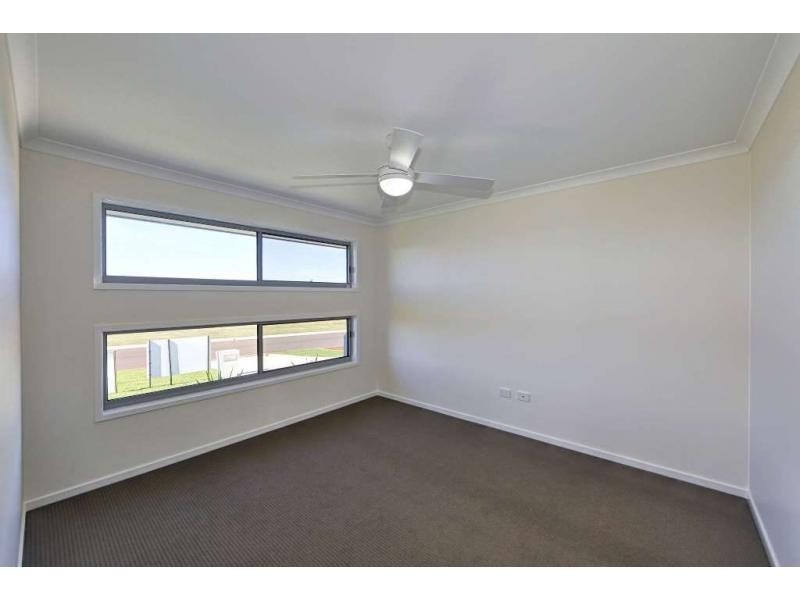 25 Sea Esplanade, Elliott Heads QLD 4670