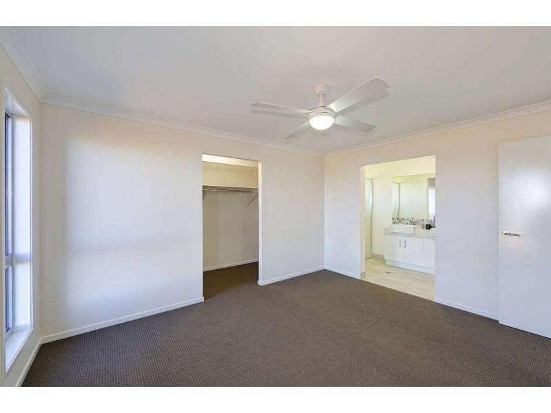 25 Sea Esplanade, Elliott Heads QLD 4670