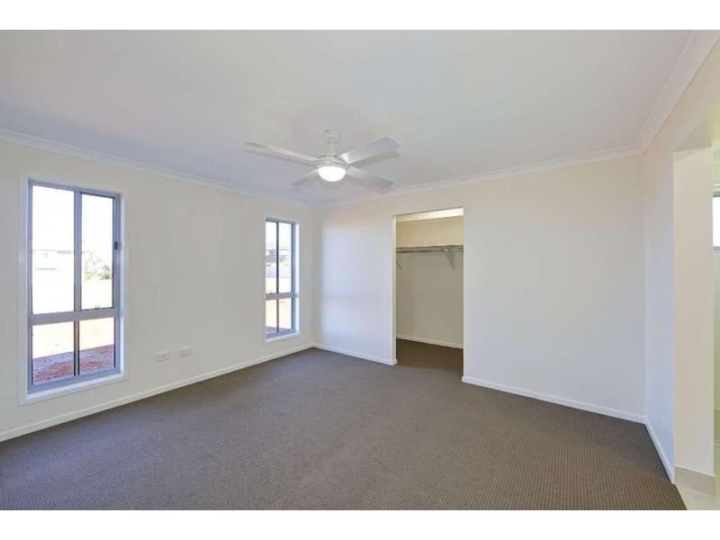 25 Sea Esplanade, Elliott Heads QLD 4670