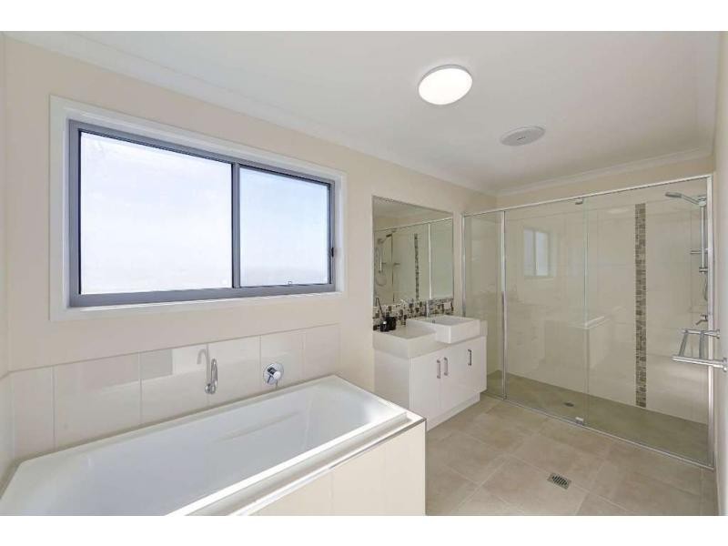 25 Sea Esplanade, Elliott Heads QLD 4670