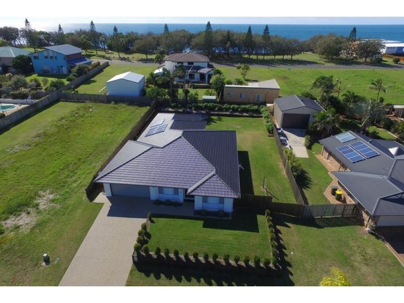 26 Mokera Street, Coral Cove QLD 4670