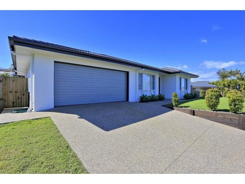 26 Mokera Street, Coral Cove QLD 4670