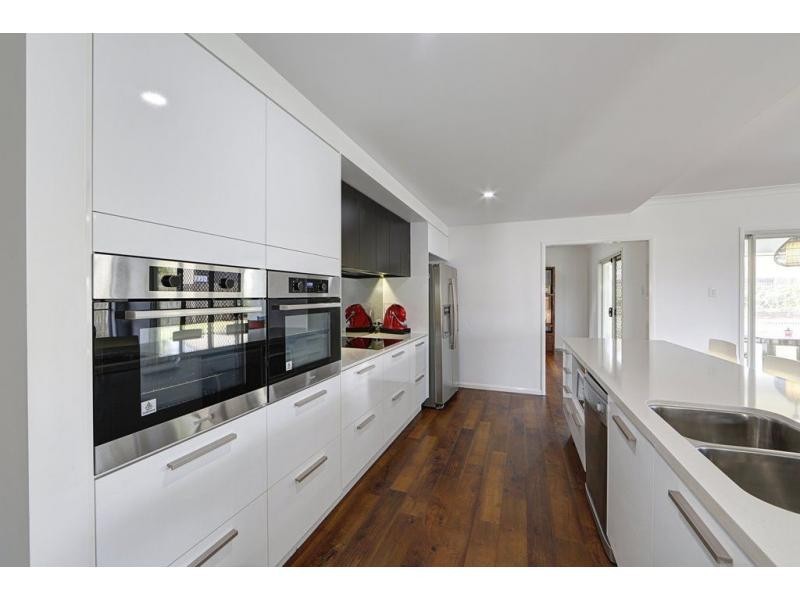 26 Mokera Street, Coral Cove QLD 4670