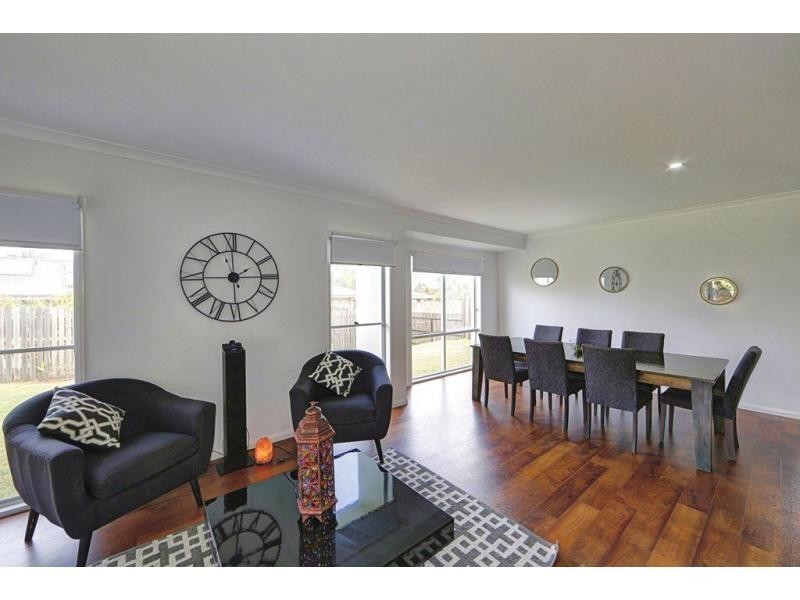 26 Mokera Street, Coral Cove QLD 4670
