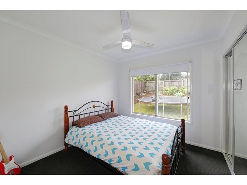 26 Mokera Street, Coral Cove QLD 4670
