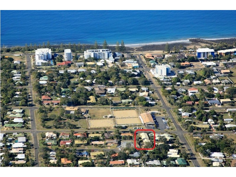 1/19 Grimwood Street, Bargara QLD 4670
