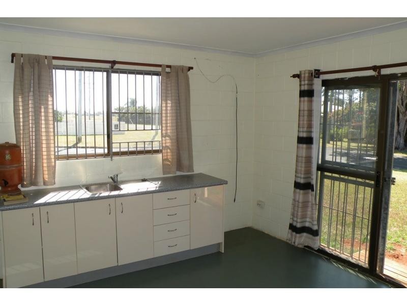 1 Camilleri Court, Elliott Heads QLD 4670