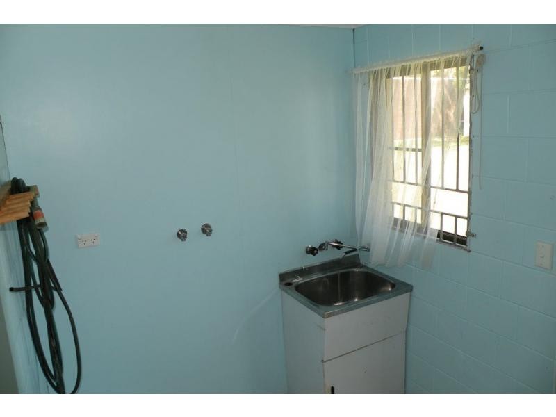 1 Camilleri Court, Elliott Heads QLD 4670