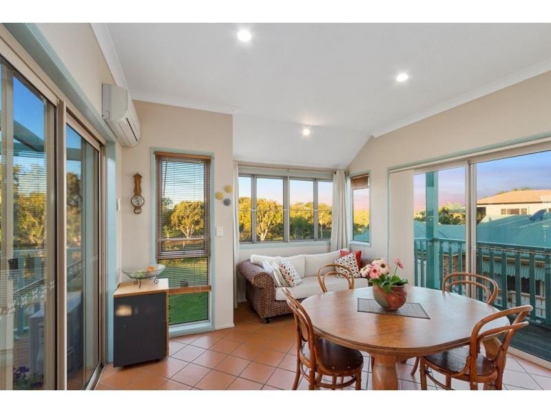 96 Davidson Street, Bargara QLD 4670