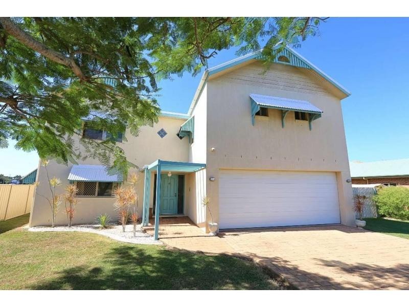 96 Davidson Street, Bargara QLD 4670