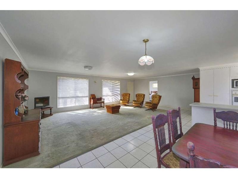 14 Fairway Drive, Bargara QLD 4670