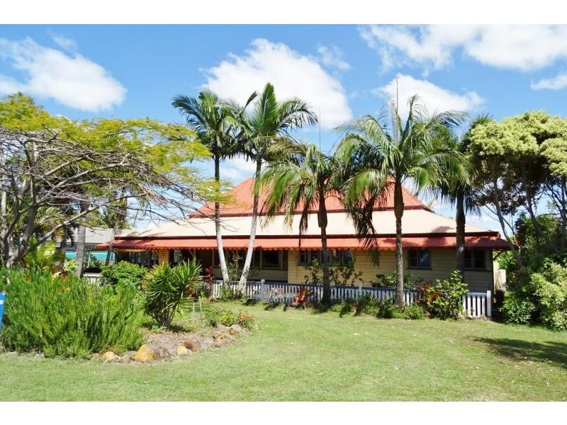 105 Barolin Esplanade, Coral Cove QLD 4670