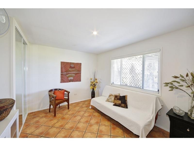 138 Barolin Esplanade, Coral Cove QLD 4670
