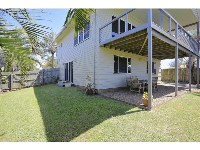 138 Barolin Esplanade, Coral Cove QLD 4670