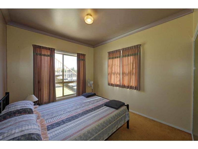 237 Barolin Esplanade, Coral Cove QLD 4670