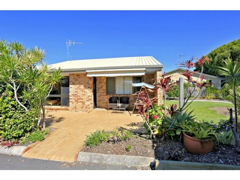 Unit 4/19 Grimwood Street, Bargara QLD 4670