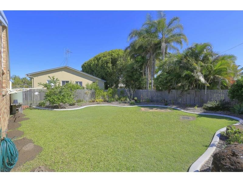 Unit 4/19 Grimwood Street, Bargara QLD 4670