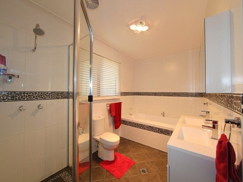 4 Natalie Street, Bargara QLD 4670