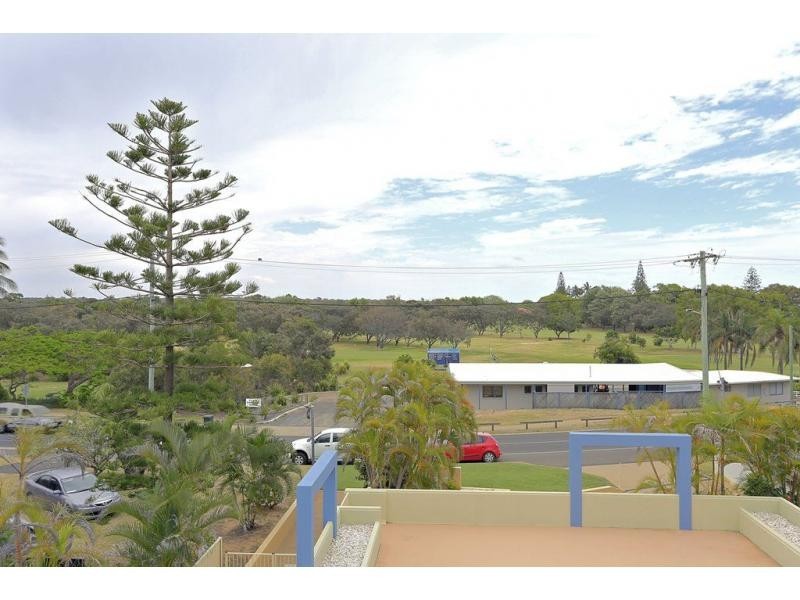 Unit 3b/102 Miller Street, Bargara QLD 4670