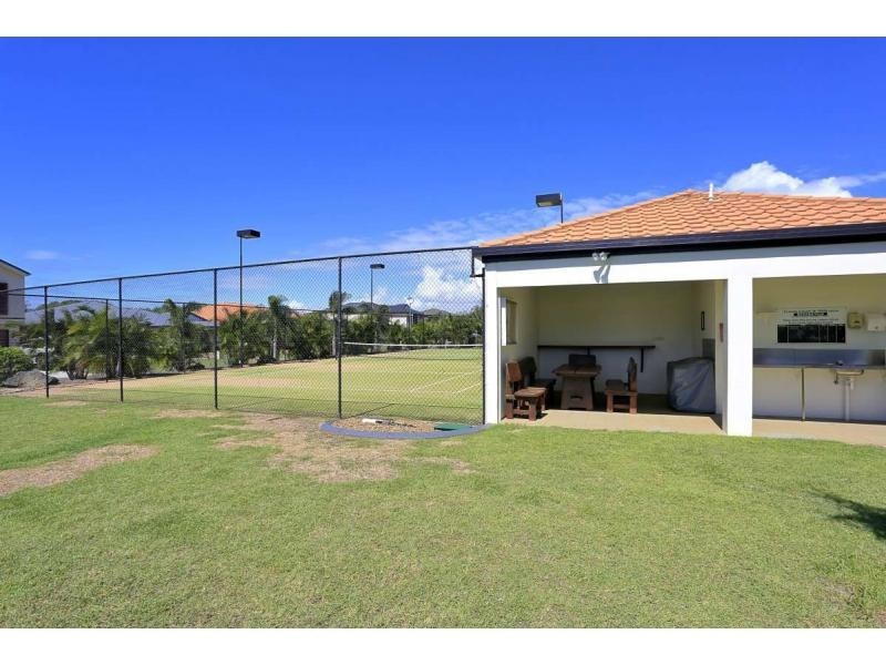 11 Robert John Circuit, Coral Cove QLD 4670