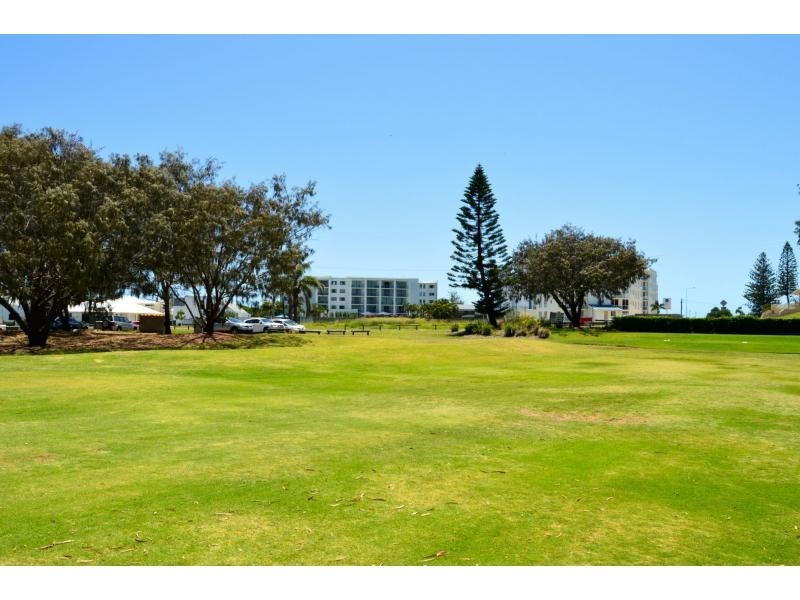 Unit 512/23 Esplanade, Bargara QLD 4670