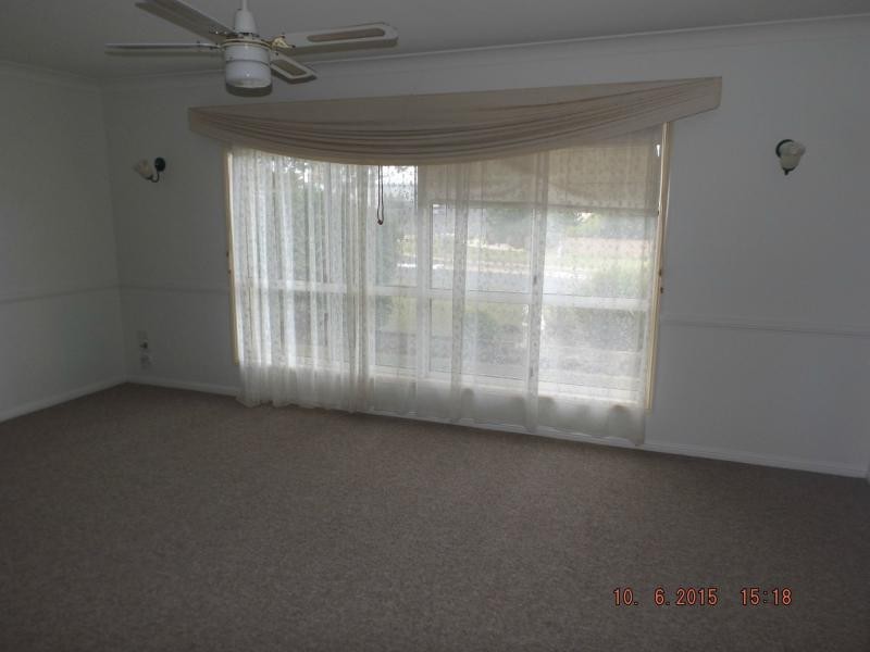 184 Barolin Esplanade, Coral Cove QLD 4670