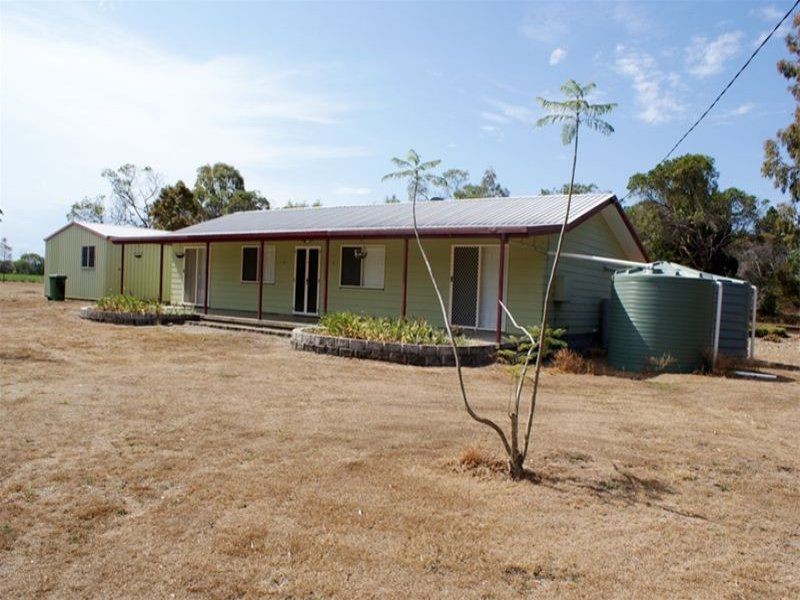 112 Johnson Street, Elliott Heads QLD 4670