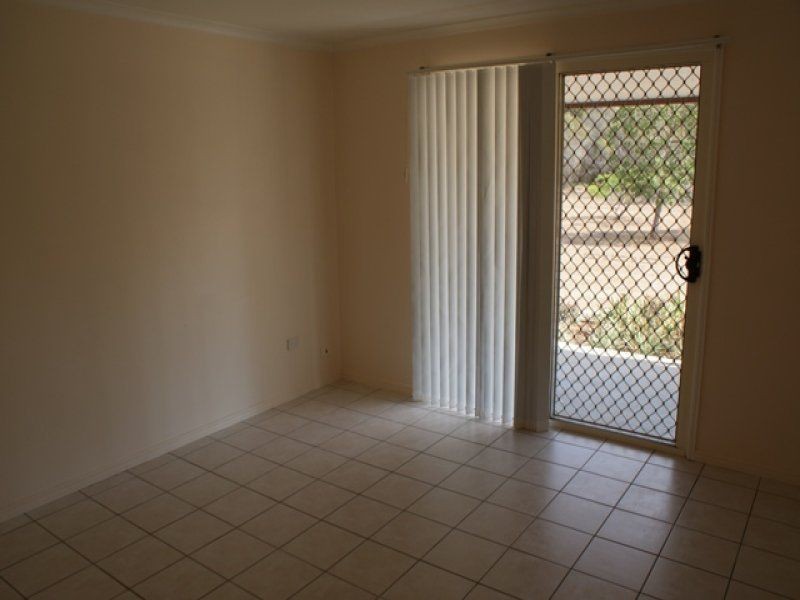 112 Johnson Street, Elliott Heads QLD 4670