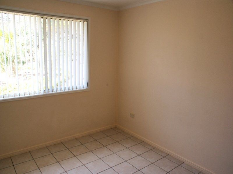 112 Johnson Street, Elliott Heads QLD 4670