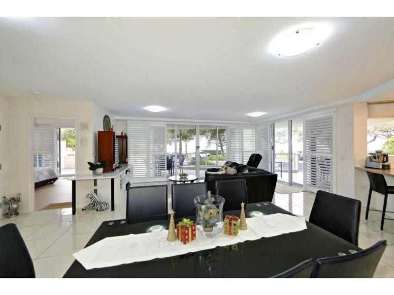 Unit 101/47 Esplanade “Silverpoint”, Bargara QLD 4670
