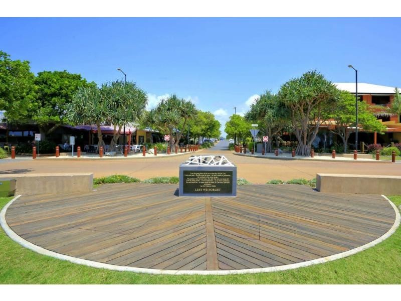 Unit 101/47 Esplanade “Silverpoint”, Bargara QLD 4670