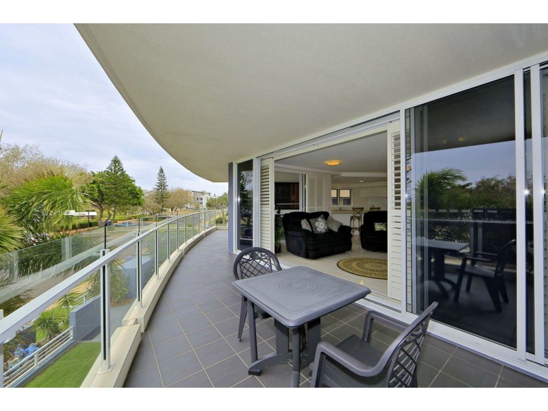 201/47 Esplanade “Silverpoint” St, Bargara QLD 4670