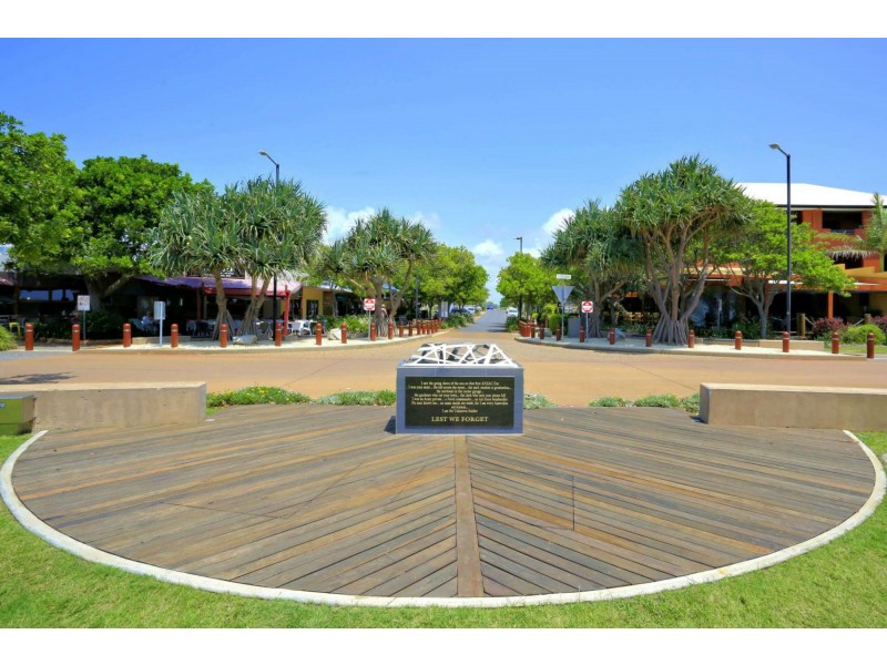 201/47 Esplanade “Silverpoint” St, Bargara QLD 4670