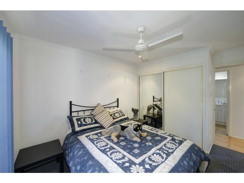 7 Sea Eagle Close, Moore Park Beach QLD 4670