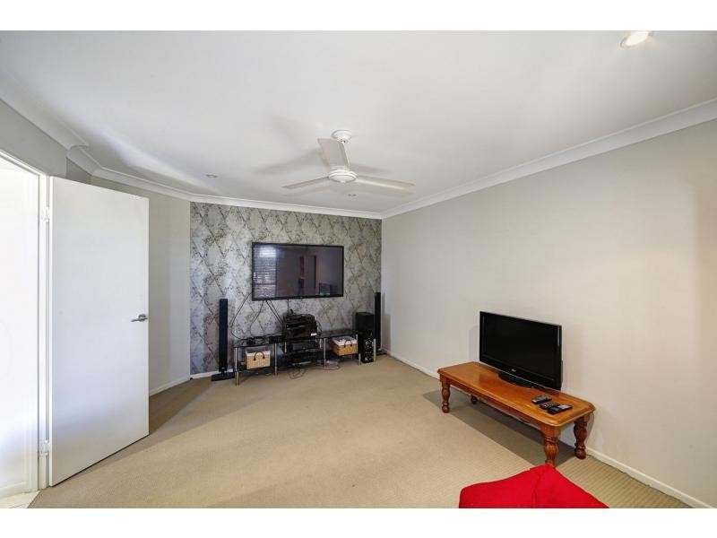 4 Scherer Boulevard, Kepnock QLD 4670