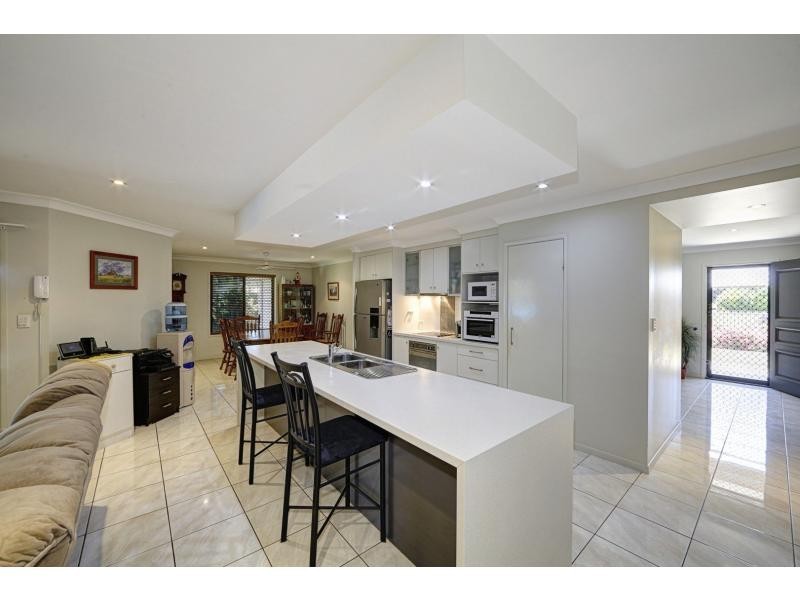 4 Scherer Boulevard, Kepnock QLD 4670