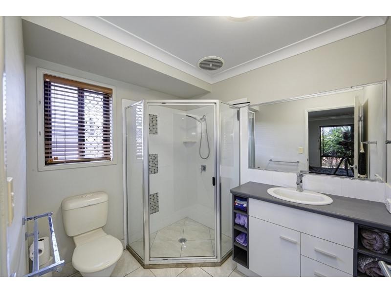 4 Scherer Boulevard, Kepnock QLD 4670