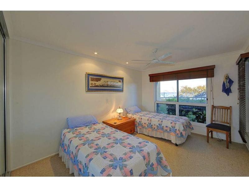 154 Barolin Esplanade, Coral Cove QLD 4670